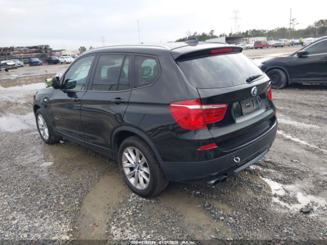 2013 BMW X3 5UXWX9C51D0A25272 Photo 2