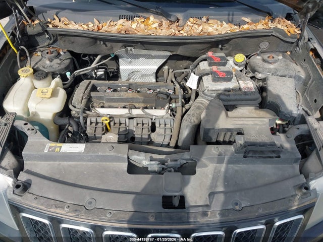 1C4NJCBAXHD147196 Jeep Compass Sport Fwd
