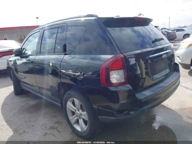 1C4NJCBAXHD147196 Jeep Compass Sport Fwd