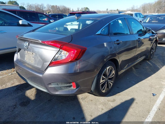 Продажа на аукционе авто 2017 Honda Civic Ex-l, vin: 2HGFC1F76HH635938, номер лота: 44199798
