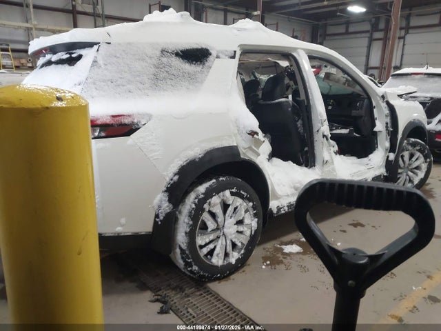 2023 NISSAN PATHFINDER 5N1DR3CC0PC213081 Photo 3