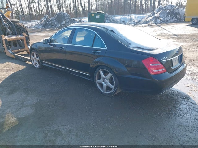 2013 MERCEDES-BENZ S 550 WDDNG7DB3DA533679 Photo 2