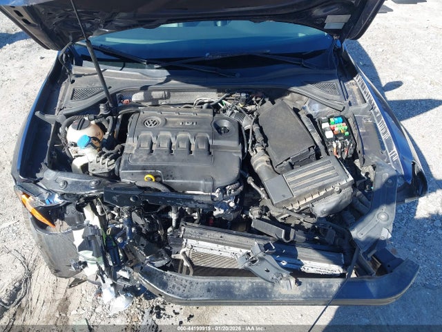 2015 VOLKSWAGEN PASSAT 1VWBV7A37FC085113 Photo 9
