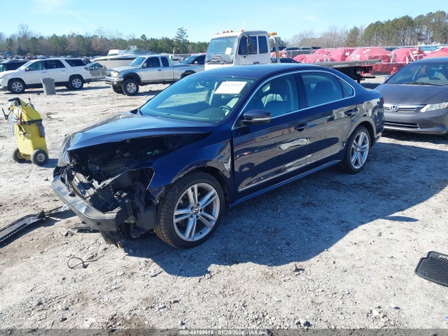 2015 VOLKSWAGEN PASSAT 1VWBV7A37FC085113 Photo 1