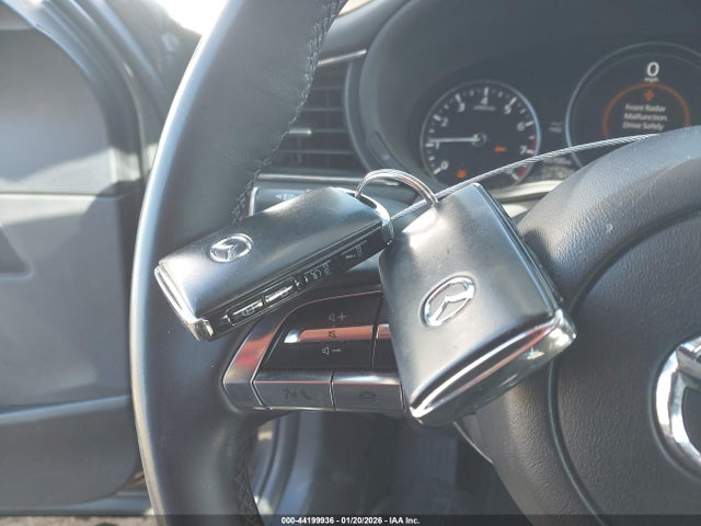 44199936 :رقم المزاد ، 3MVDMBDL1MM265730 vin ، 2021 Mazda Cx-30 Premium مزاد بيع