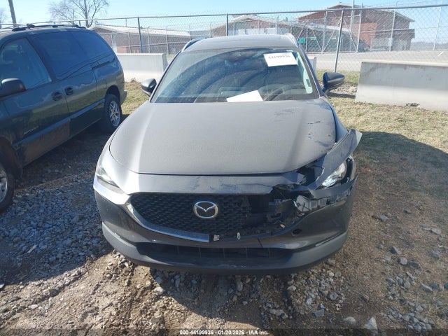 44199936 :رقم المزاد ، 3MVDMBDL1MM265730 vin ، 2021 Mazda Cx-30 Premium مزاد بيع
