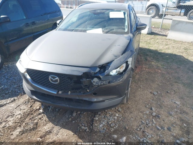 44199936 :رقم المزاد ، 3MVDMBDL1MM265730 vin ، 2021 Mazda Cx-30 Premium مزاد بيع