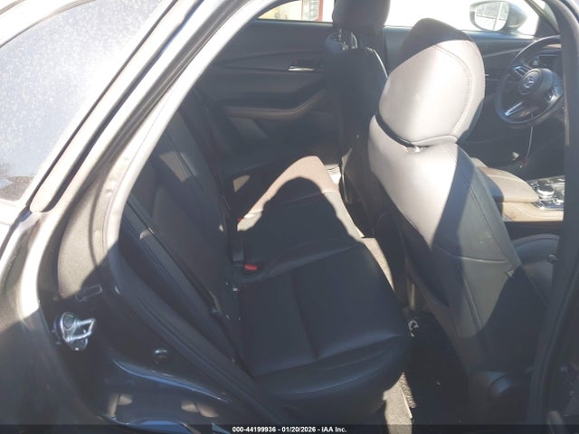 44199936 :رقم المزاد ، 3MVDMBDL1MM265730 vin ، 2021 Mazda Cx-30 Premium مزاد بيع