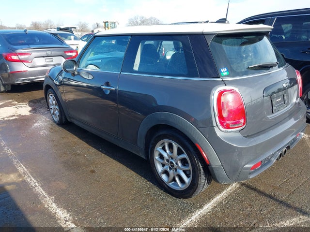 2015 MINI HARDTOP WMWXP7C51F2A40174 Photo 2