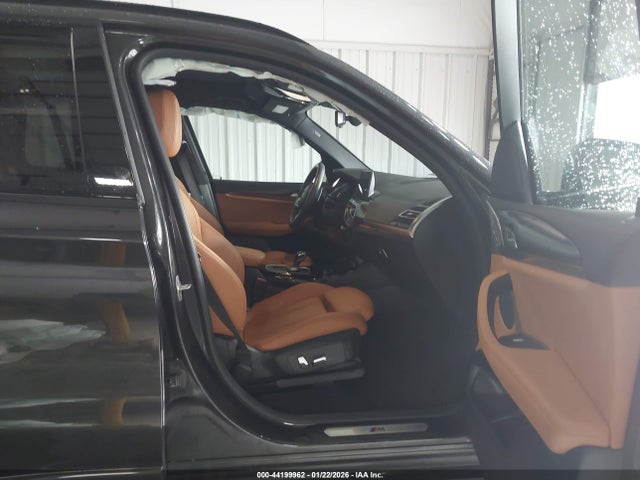 2022 BMW X3 5UX53DP05N9K21881 Photo 4