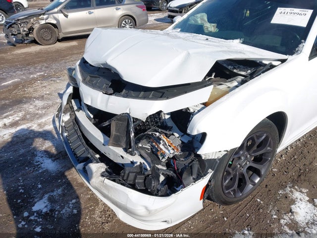 Продажа на аукционе авто 2020 Chrysler 300 300s, vin: 2C3CCABT8LH180639, номер лота: 44199969