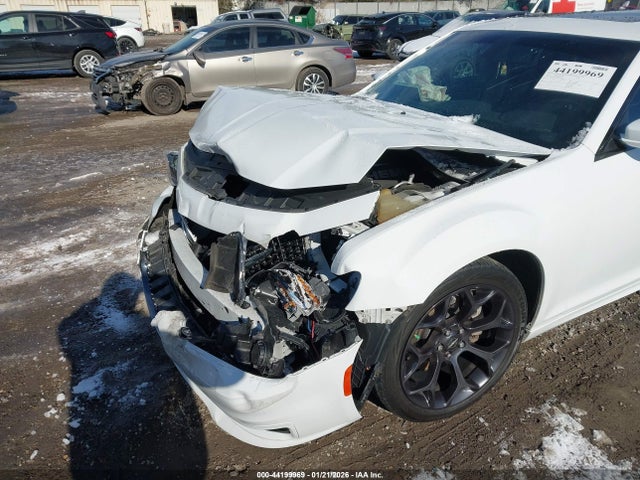 Продажа на аукционе авто 2020 Chrysler 300 300s, vin: 2C3CCABT8LH180639, номер лота: 44199969