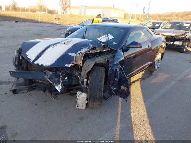 Продажа на аукционе авто 2015 Chevrolet Camaro 1lt, vin: 2G1FD1E36F9263625, номер лота: 44199999