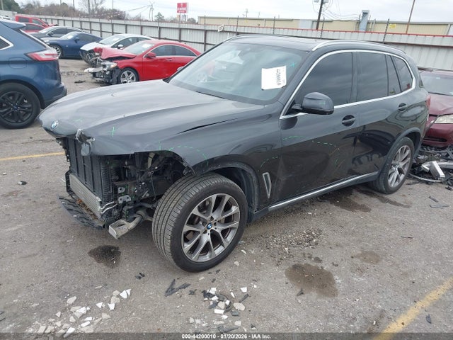 2021 BMW X5 5UXCR6C0XM9F79115 Photo 1