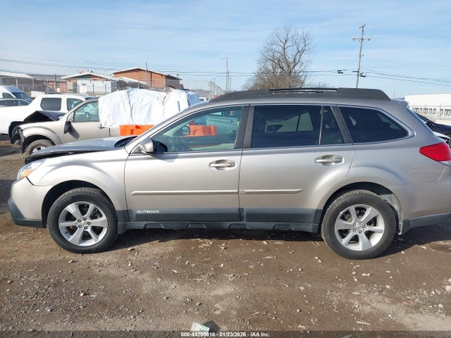 Subaru Outback 2.5i Limited 2014 4S4BRCLC8E3236290 Image 14