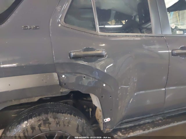 2025 Toyota 4runner Sr5 მანქანა იყიდება აუქციონზე, vin: JTEVA5BR6S5036241, აუქციონის ნომერი: 44200076