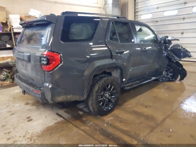 2025 Toyota 4runner Sr5 მანქანა იყიდება აუქციონზე, vin: JTEVA5BR6S5036241, აუქციონის ნომერი: 44200076