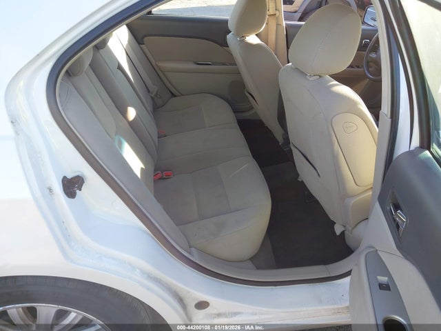 44200108 :رقم المزاد ، 3FADP0L34AR406678 vin ، 2010 Ford Fusion Hybrid مزاد بيع
