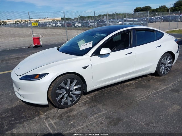 2024 TESLA MODEL 3 5YJ3E1EA8RF750623 Photo 1
