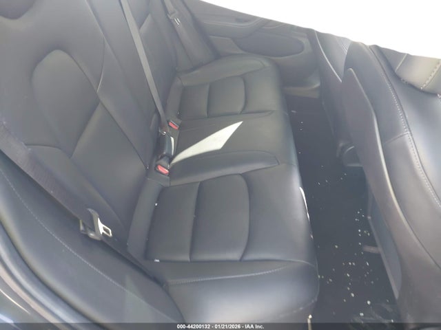 44200132 :رقم المزاد ، 5YJ3E1EA0KF464254 vin ، 2019 Tesla Model 3 مزاد بيع