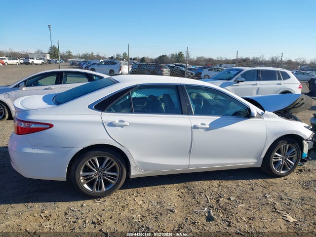 Aukcja sprzedaży 2015 Toyota Camry Se, vin: 4T1BF1FK8FU987207, numer aukcji: 44200146