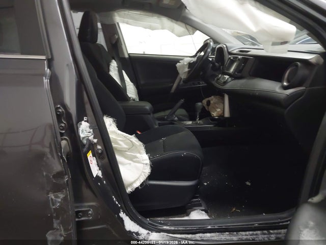 Toyota Rav4 Xle 2017 JTMRFREV7HJ110709 Image 5