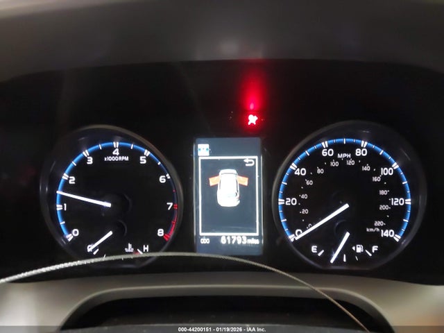 Toyota Rav4 Xle 2017 JTMRFREV7HJ110709 Image 7