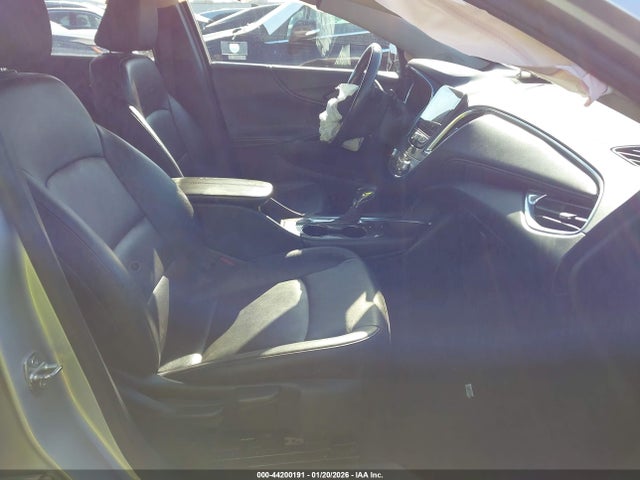 2021 CHEVROLET MALIBU 1G1ZD5ST4MF056390 Photo 4
