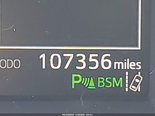 Toyota Rav4 Xle 2017 2T3RFREVXHW612681 Image 16