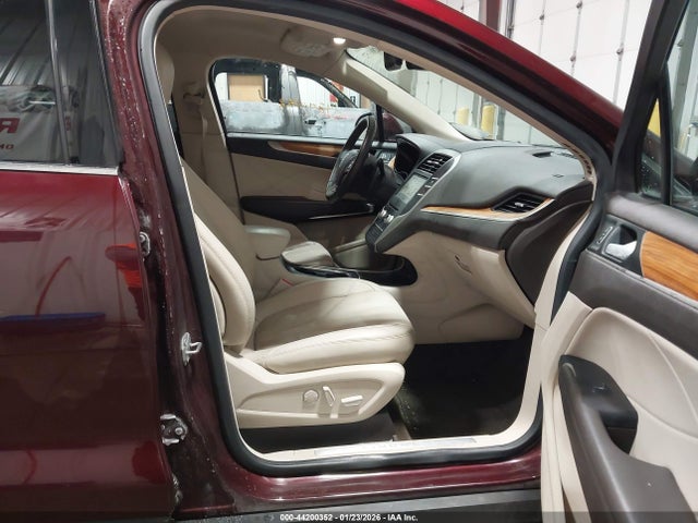 5LMCJ2D94HUL51182 Lincoln MKC SELECT