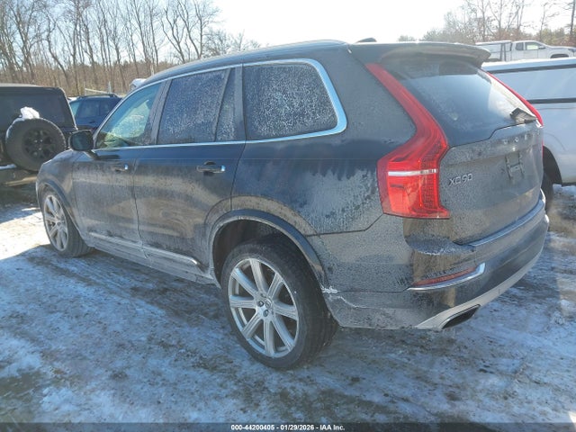 2016 VOLVO XC90 YV4A22PL3G1091616 Photo 2