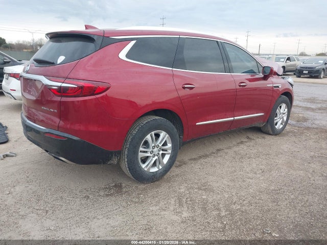 5GAERBKW3JJ189829 Buick Enclave Essence