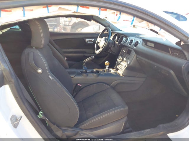 2016 FORD MUSTANG 1FA6P8AM1G5260075 Photo 4