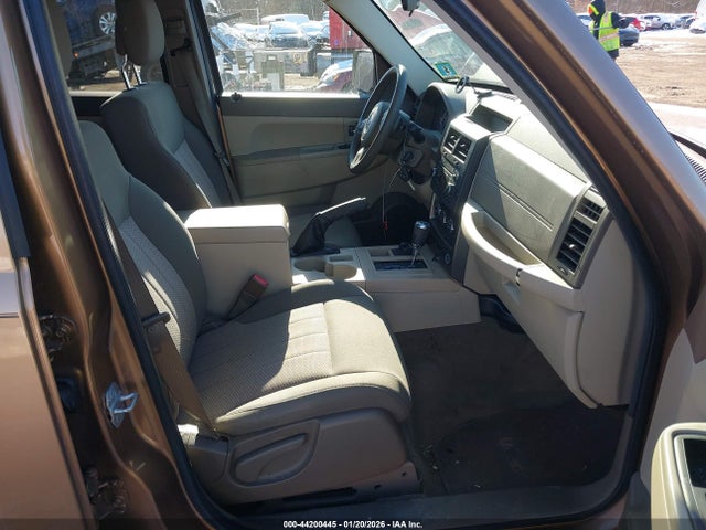 2012 JEEP LIBERTY 1C4PJMAK9CW134736 Photo 4