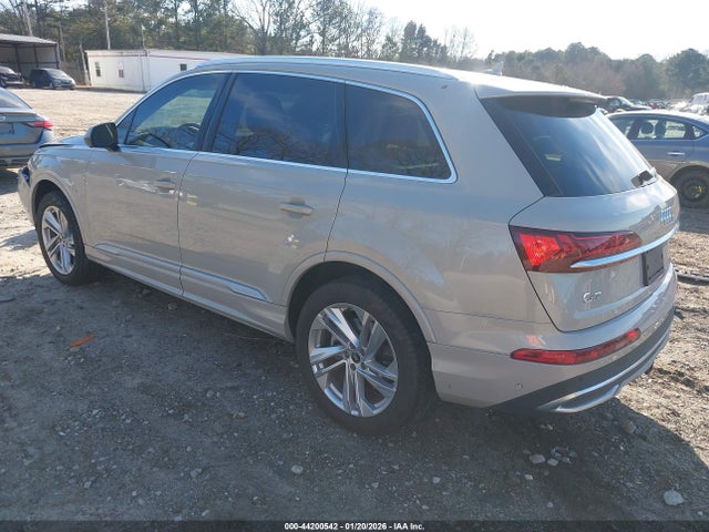 2021 AUDI Q7 WA1LJBF75MD014155 Photo 2