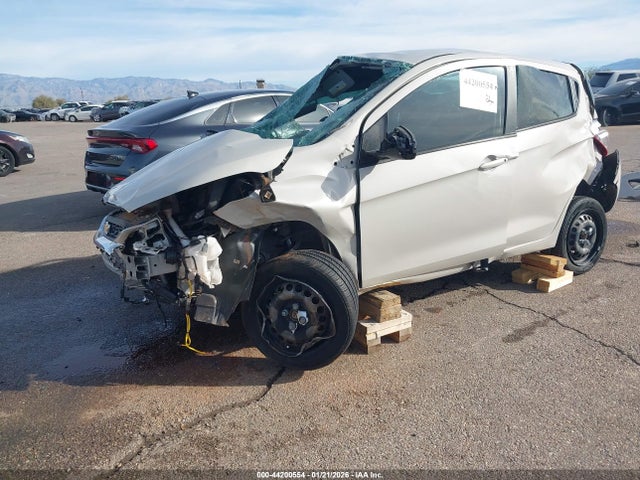 Chevrolet Spark Ls Cvt 2019 KL8CB6SA3KC804657 Image 2