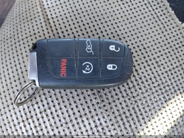 1C4RJECG7FC640031 Jeep Grand Cherokee Overland
