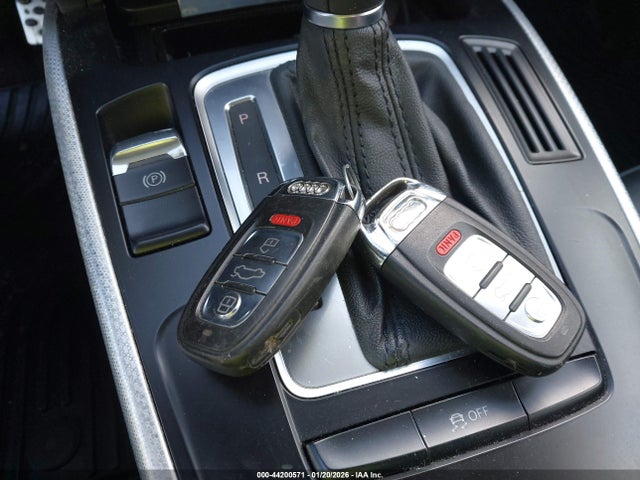 2011 AUDI A4 WAUSFAFL5BA139212 Photo 10