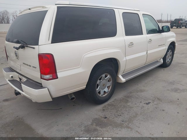 2005 CADILLAC ESCALADE ESV 3GYFK66NX5G245041 Photo 3
