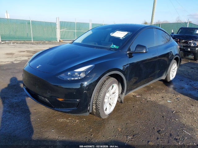 2023 TESLA MODEL Y 7SAYGDEE5PF859190 Photo 1