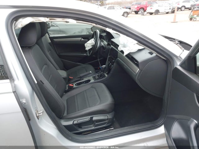 2021 Volkswagen Passat 2.0t Se მანქანა იყიდება აუქციონზე, vin: 1VWSA7A36MC013750, აუქციონის ნომერი: 44200682