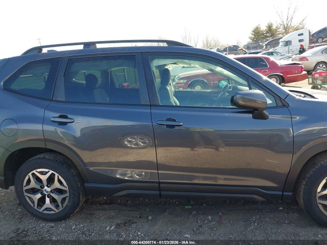44200774 :رقم المزاد ، JF2SKAJC5LH432995 vin ، 2020 Subaru Forester Premium مزاد بيع