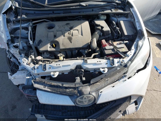 2T1BURHE8JC030260 Toyota COROLLA LE