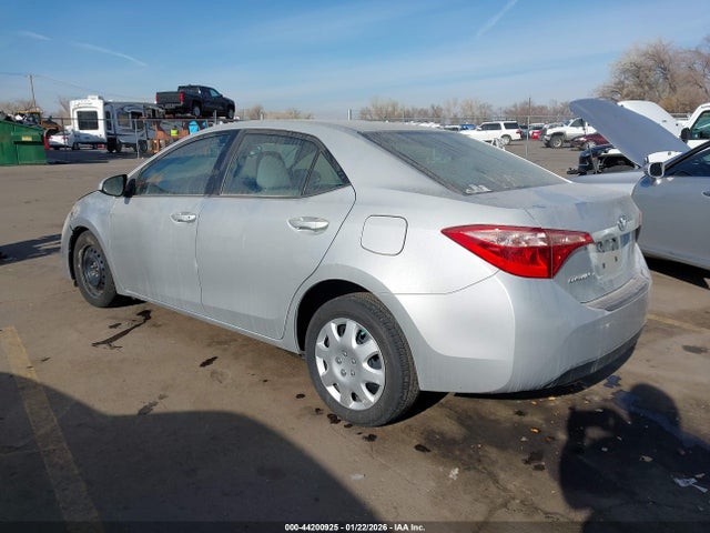 2T1BURHE8JC030260 Toyota COROLLA LE