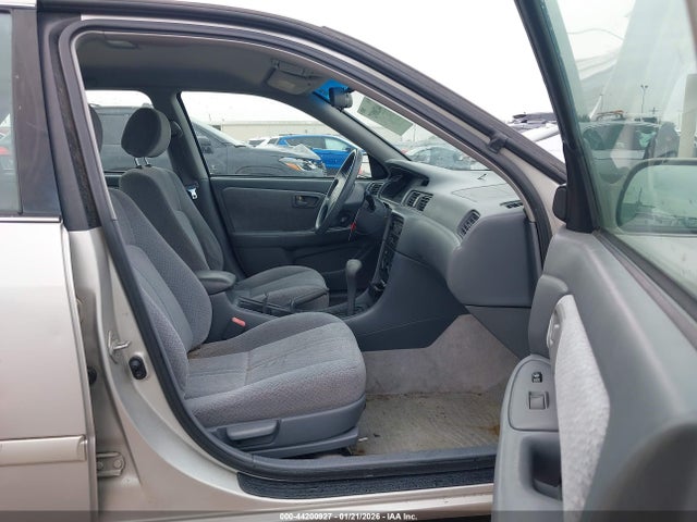 2001 TOYOTA CAMRY 4T1BG22K01U099407 Photo 4