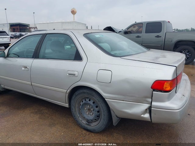 2001 TOYOTA CAMRY 4T1BG22K01U099407 Photo 5