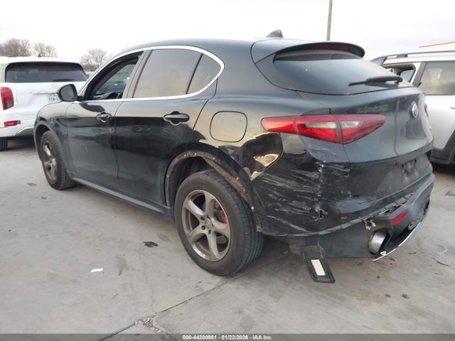 2019 ALFA ROMEO STELVIO ZASPAJAN6K7C38478 Photo 2