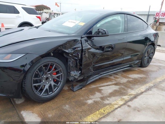 2025 TESLA MODEL 3 5YJ3E1EA6SF040352 Photo 5