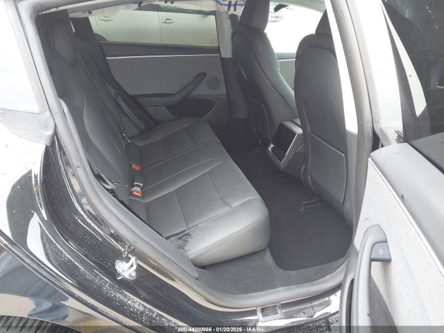 2025 TESLA MODEL 3 5YJ3E1EA6SF040352 Photo 7