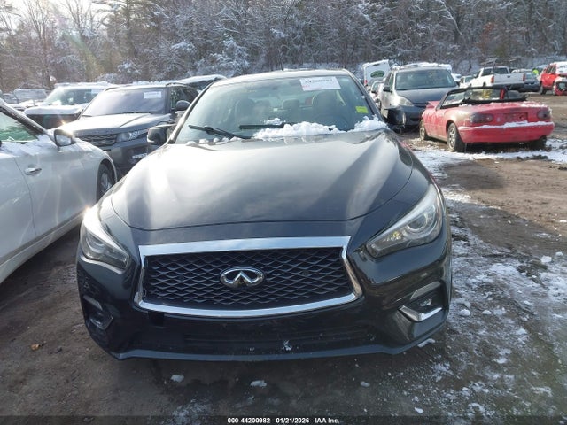 Продажа на аукционе авто 2018 Infiniti Q50 3.0t Luxe, vin: JN1EV7AR3JM430566, номер лота: 44200982